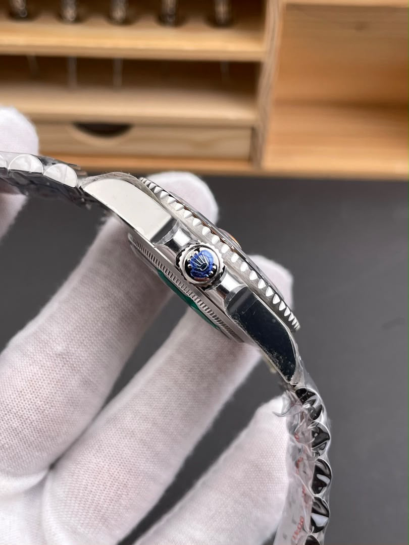 GMT-Master II Bruce Wayne