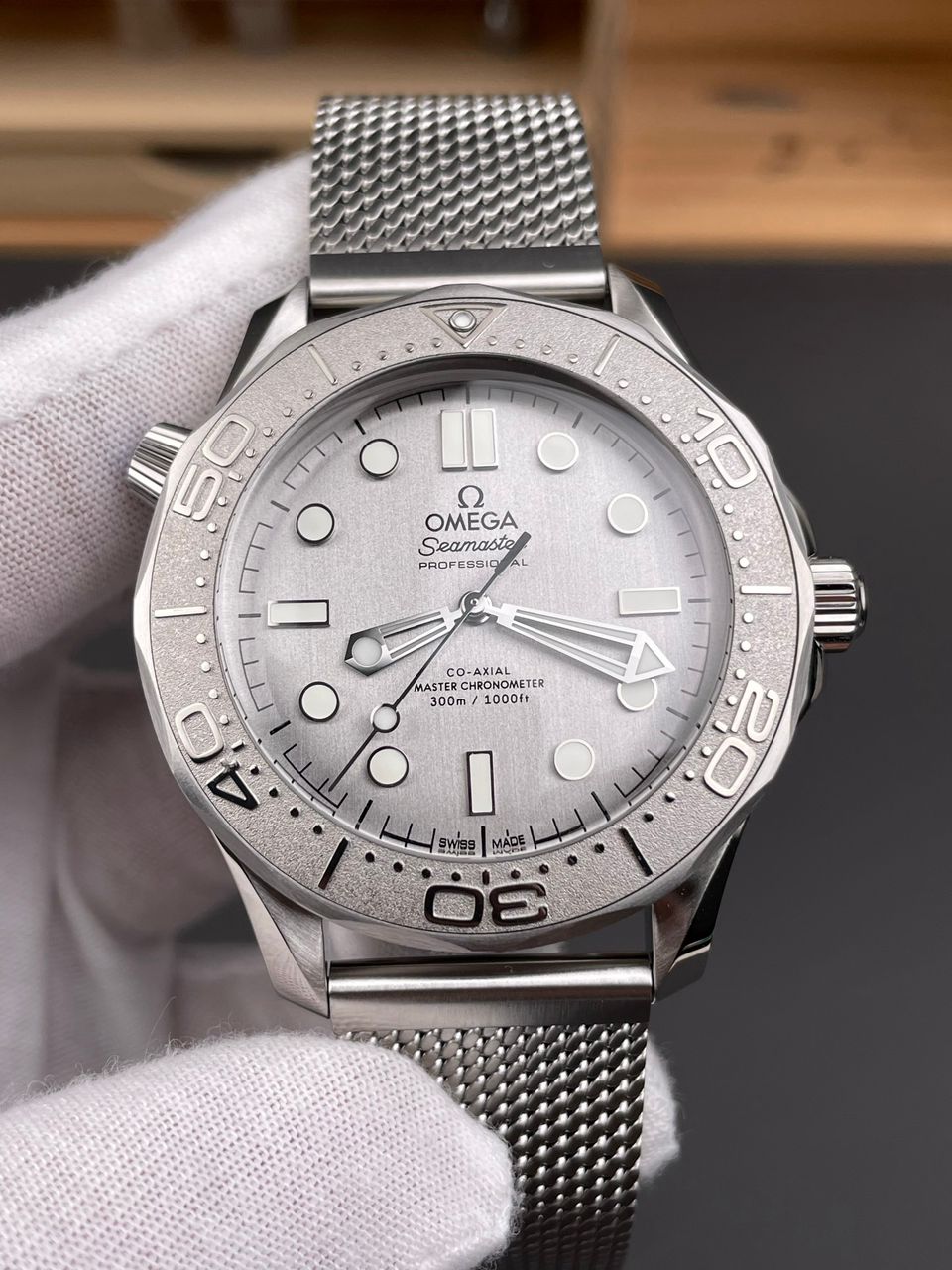 Seamaster Diver 300m 42mm Grey Dial