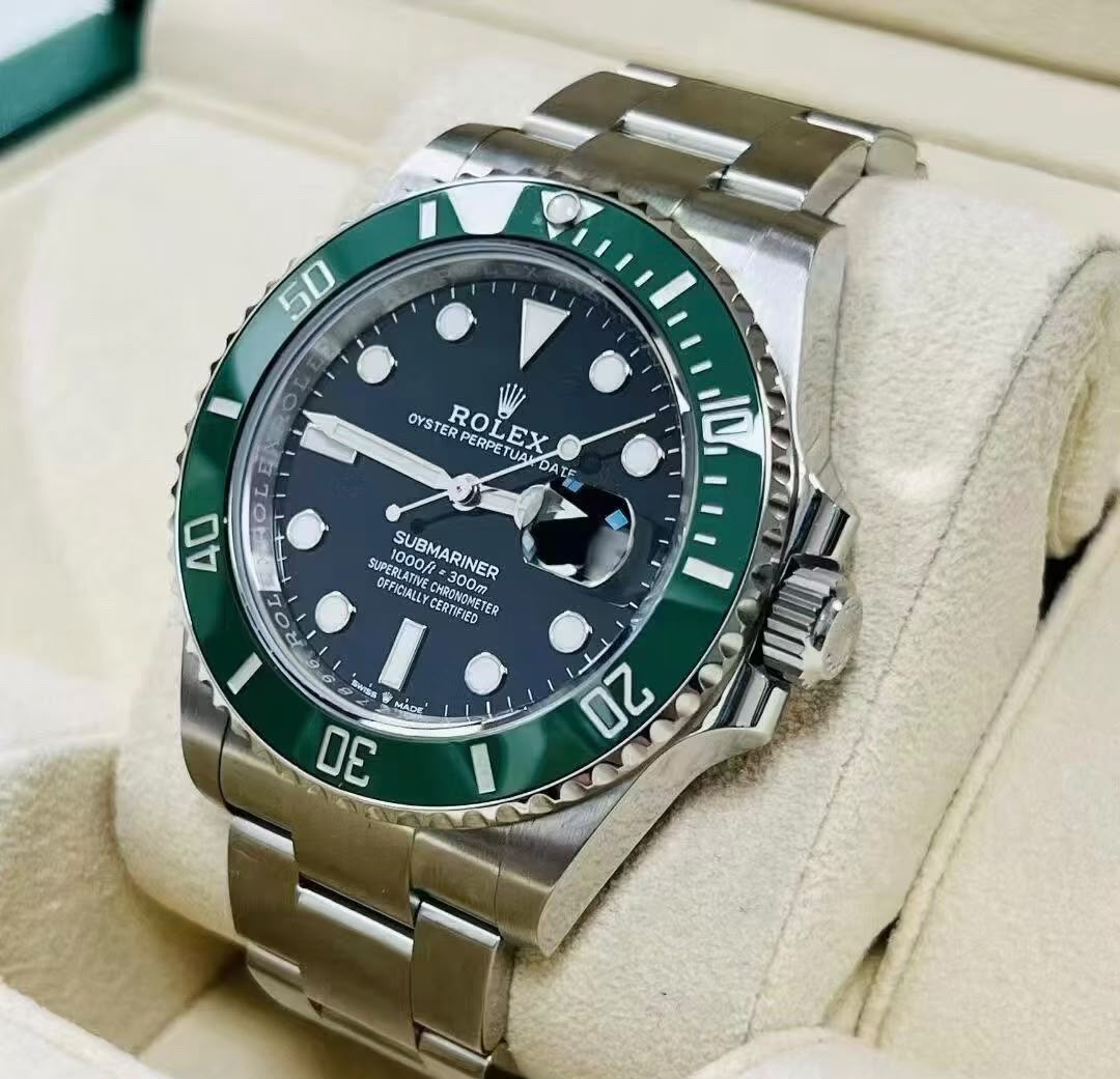 Rolex submariner date Starbucks