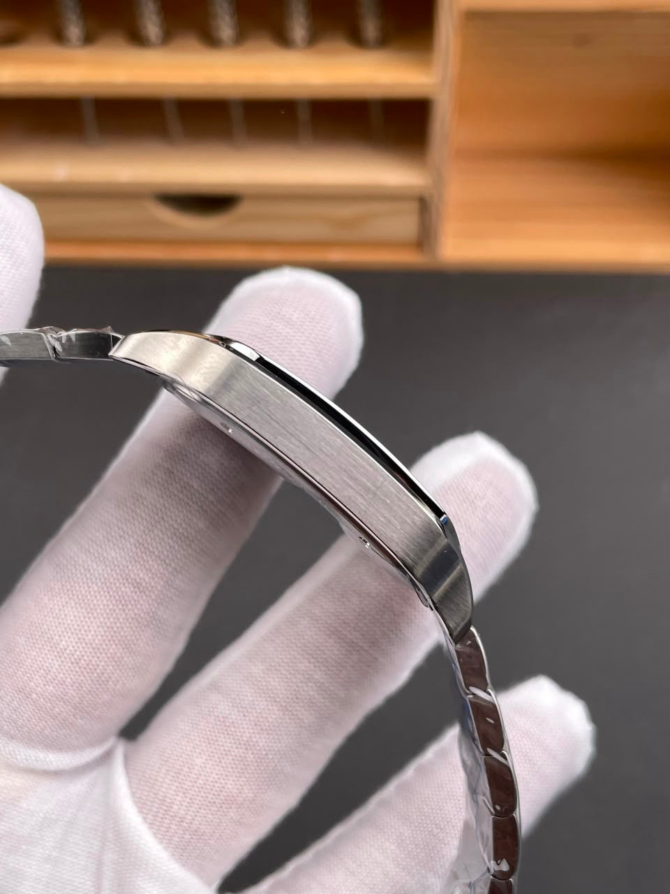 SANTOS DE CARTIER SKELETON