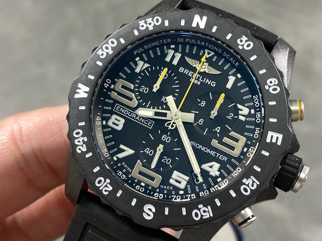 Breitling-“Emergency II “