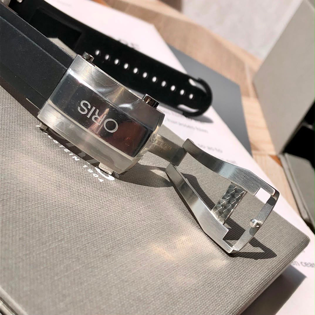 Oris Aquis Date 43,5 mm
