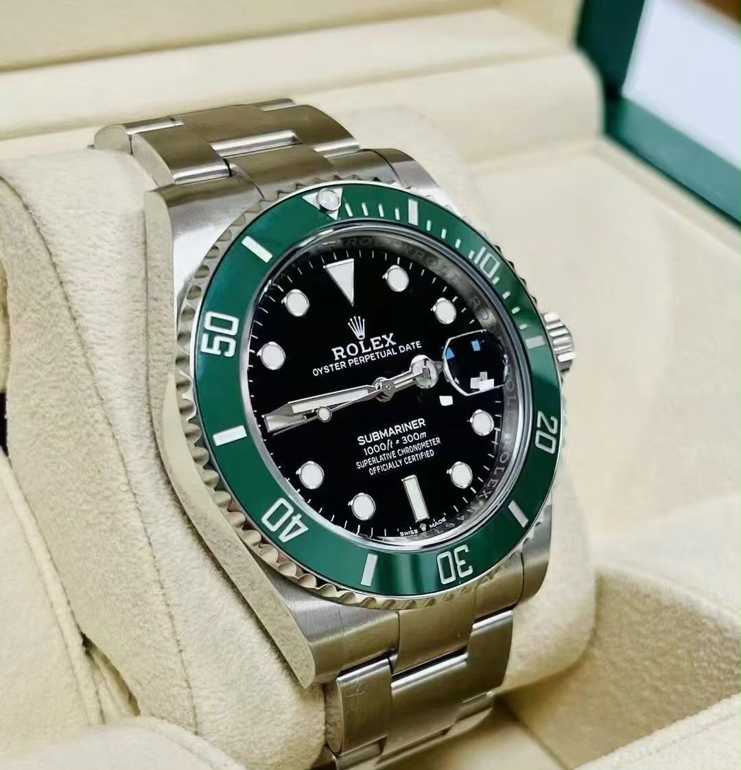 Rolex submariner date Starbucks