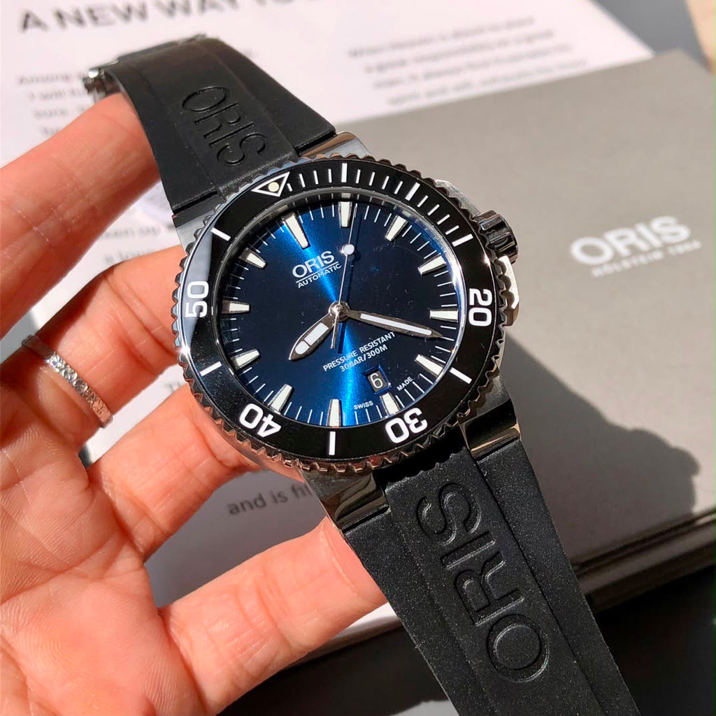 Oris Aquis Date 43,5 mm